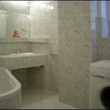 Family-friendly Drevokocur In Ml Center Apartment